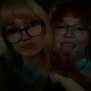 Meet your Posher, Kenna